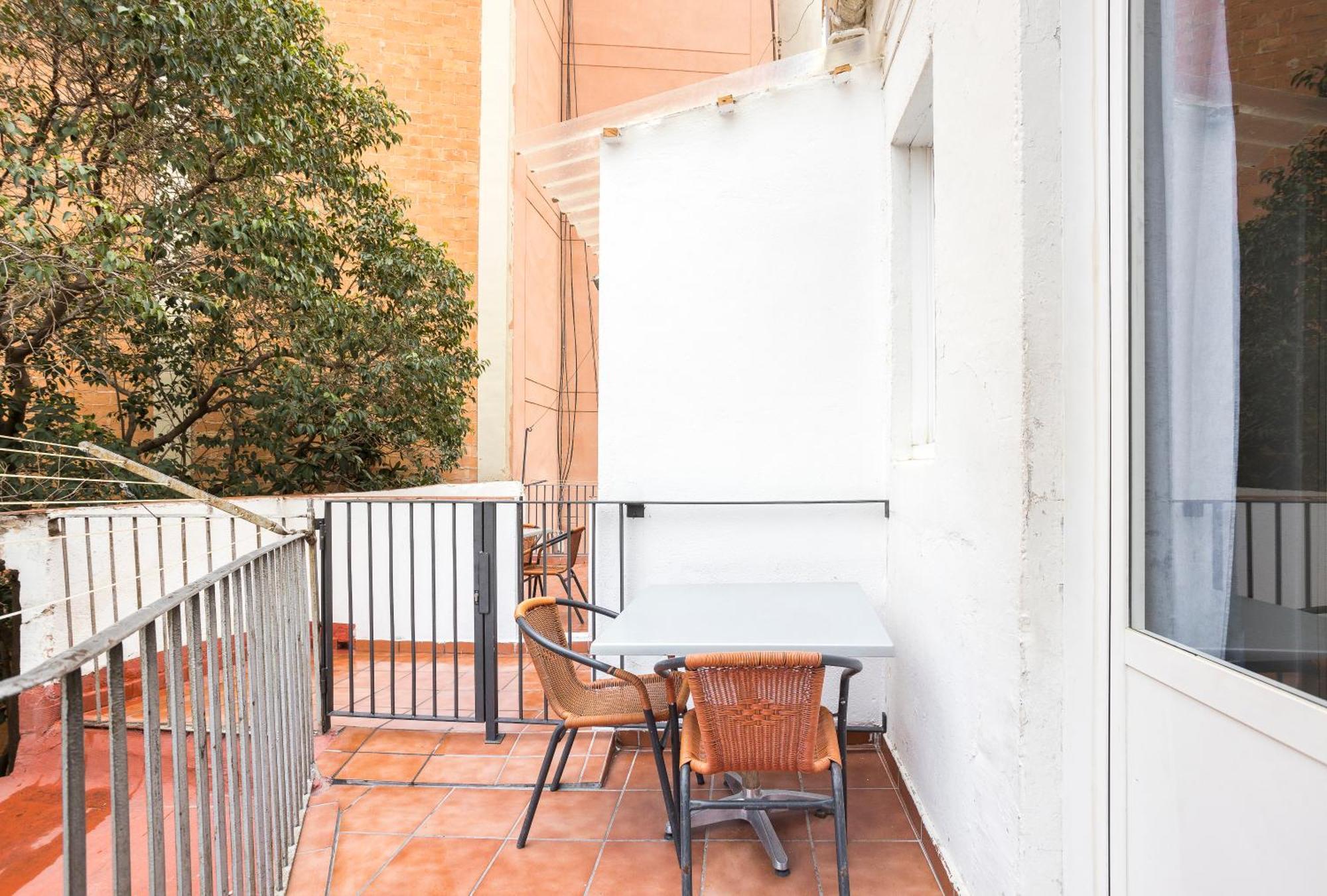 Apartaments Clot-sant Marti *